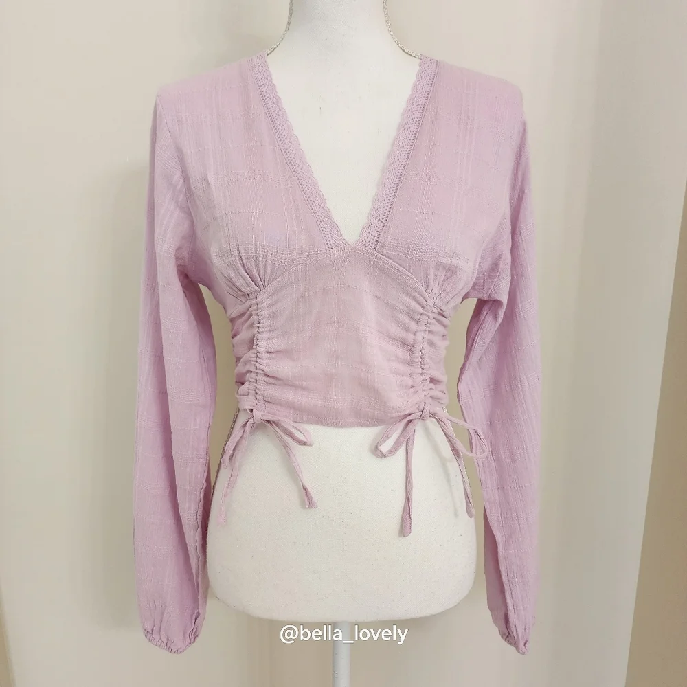 Aeropostale Lavender Ruched V-Neck Blouse Long Puffy Sleeves